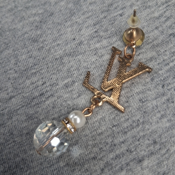 Gold Tone Fashion Earrings - Picture 3 of 8